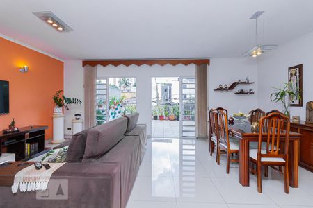 Sala de casa à venda com 3 quartos, 200m² em Vila Ipojuca, São Paulo