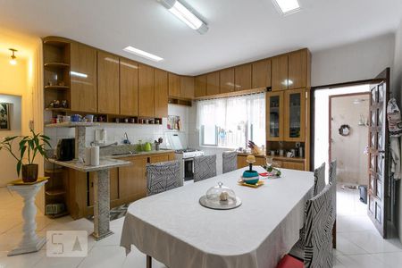 Casa à venda com 260m², 4 quartos e 3 vagasCozinha