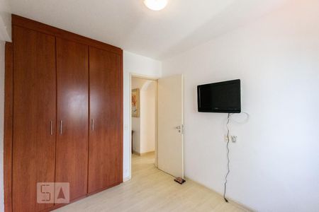 Quarto 1 de apartamento para alugar com 2 quartos, 50m² em Moema, São Paulo