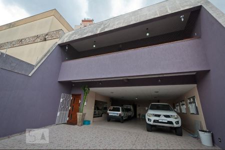 Casa à venda com 481m², 4 quartos e 8 vagasFachada