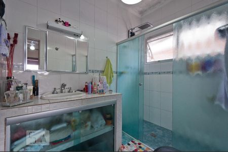 Casa à venda com 481m², 4 quartos e 8 vagasBanheiro da Suíte