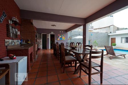 Casa à venda com 481m², 4 quartos e 8 vagasChurrasqueira