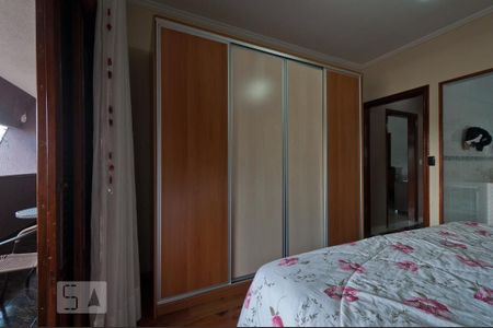 Casa à venda com 481m², 4 quartos e 8 vagasSuíte