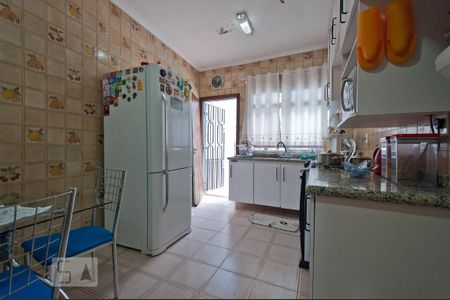 Casa à venda com 481m², 4 quartos e 8 vagasCozinha