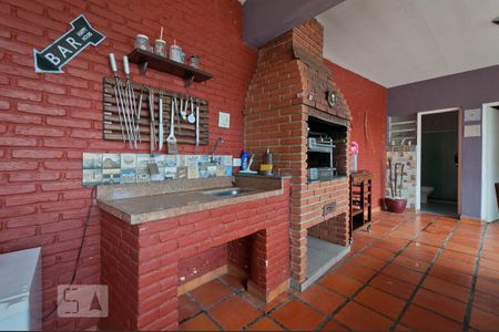 Casa à venda com 481m², 4 quartos e 8 vagasChurrasqueira