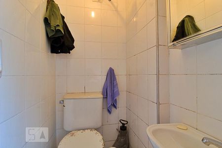 Apartamento à venda com 136m², 3 quartos e 3 vagas Apartamento à venda com 136m², 3 quartos e 3 vagasBanheiro de Serviço