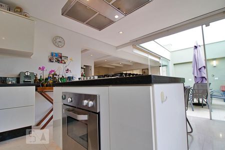 Apartamento à venda com 136m², 3 quartos e 3 vagas Apartamento à venda com 136m², 3 quartos e 3 vagasCozinha