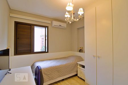 Apartamento à venda com 136m², 3 quartos e 3 vagas Apartamento à venda com 136m², 3 quartos e 3 vagasQuarto 2