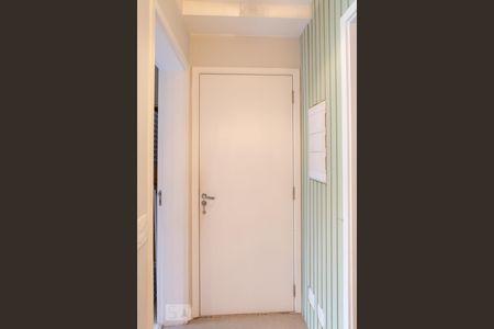 Entrada de apartamento à venda com 3 quartos, 85m² em Vila Ipojuca, São Paulo