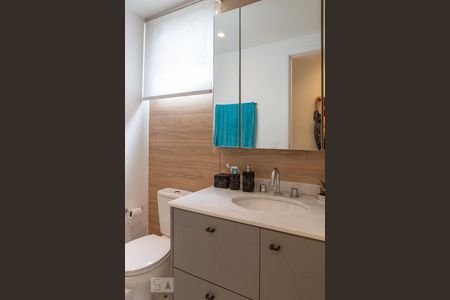 Apartamento à venda com 85m², 3 quartos e 2 vagasBanheiro da Suíte