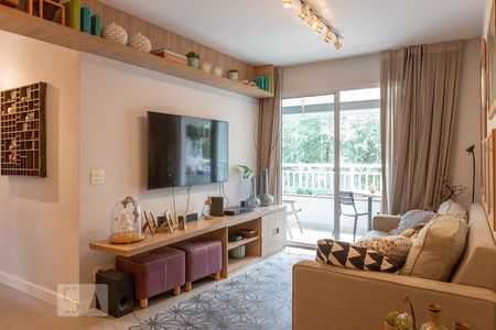 Sala de apartamento à venda com 3 quartos, 85m² em Vila Ipojuca, São Paulo