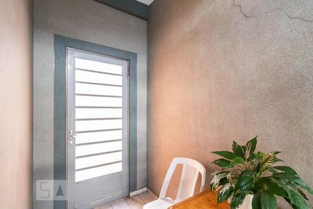 Casa à venda com 150m², 4 quartos e 2 vagas Casa à venda com 150m², 4 quartos e 2 vagasHall de Entrada