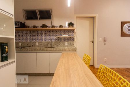 Sala e Cozinha de apartamento para alugar com 1 quarto, 59m² em Centro, Belo Horizonte