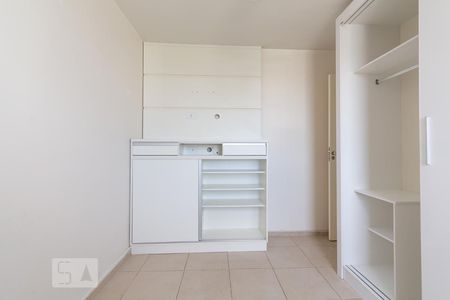 Apartamento à venda com 51m², 2 quartos e 1 vagaQuarto 2 - Armários