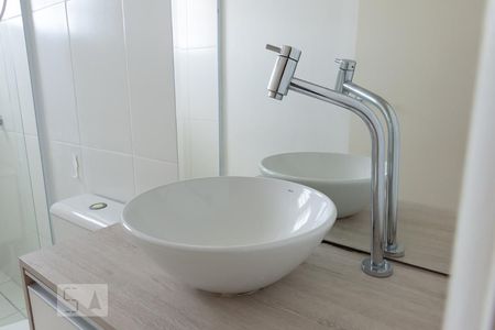 Apartamento à venda com 51m², 2 quartos e 1 vagaBanheiro - Torneira