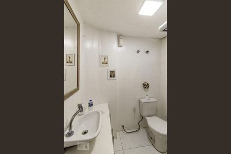 Apartamento para alugar com 50m², 1 quarto e sem vaga Apartamento para alugar com 50m², 1 quarto e sem vagaBanheiro