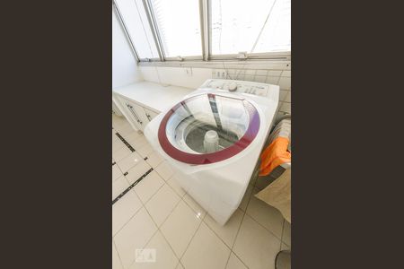 Apartamento para alugar com 100m², 3 quartos e 1 vagaÁrea de Serviço