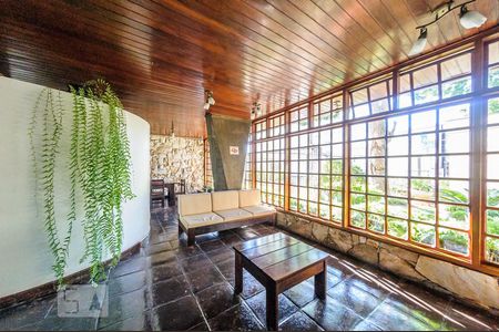 Apartamento para alugar com 100m², 3 quartos e 1 vagaÁrea Comum - Salão de Festa