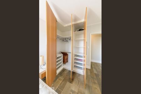 Quarto 1 de apartamento para alugar com 3 quartos, 100m² em Bosque, Campinas