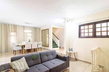 Sala de casa à venda com 3 quartos, 500m² em Vila Lucinda, Santo André
