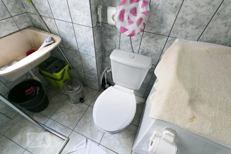 Apartamento à venda com 66m², 2 quartos e sem vagaDetalhe Banheiro