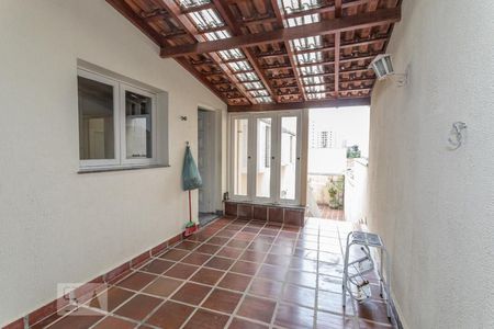 Casa para alugar com 320m², 4 quartos e 2 vagas Casa para alugar com 320m², 4 quartos e 2 vagasÁrea comum