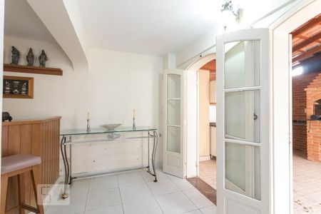 Casa para alugar com 320m², 4 quartos e 2 vagas Casa para alugar com 320m², 4 quartos e 2 vagasSala - Detalhe