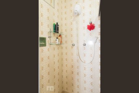 Casa para alugar com 320m², 4 quartos e 2 vagas Casa para alugar com 320m², 4 quartos e 2 vagasBanheiro 02