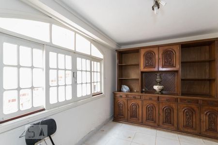 Casa para alugar com 320m², 4 quartos e 2 vagas Casa para alugar com 320m², 4 quartos e 2 vagasSala 04