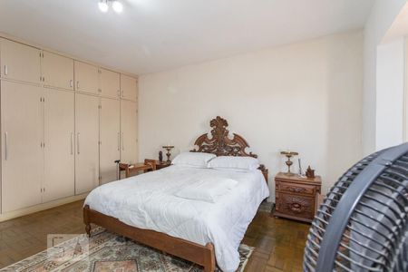 Casa para alugar com 320m², 4 quartos e 2 vagas Casa para alugar com 320m², 4 quartos e 2 vagasQuarto 03 - Suite