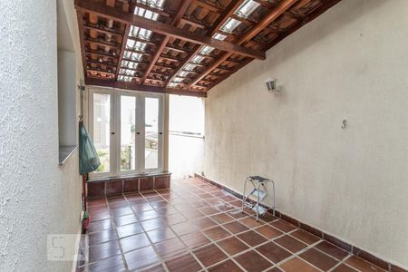 Casa para alugar com 320m², 4 quartos e 2 vagas Casa para alugar com 320m², 4 quartos e 2 vagasÁrea comum