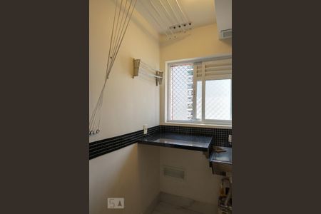 Apartamento para alugar com 90m², 3 quartos e 2 vagas Apartamento para alugar com 90m², 3 quartos e 2 vagasÁrea de Serviço