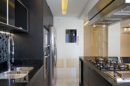 Apartamento para alugar com 90m², 3 quartos e 2 vagas Apartamento para alugar com 90m², 3 quartos e 2 vagasCozinha