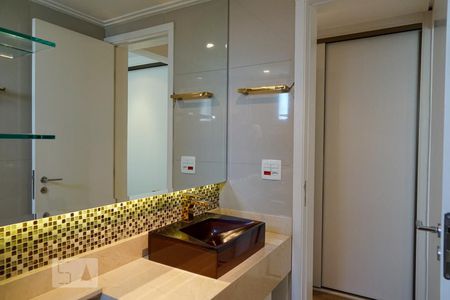 Apartamento para alugar com 90m², 3 quartos e 2 vagas Apartamento para alugar com 90m², 3 quartos e 2 vagasBanheiro da Suíte