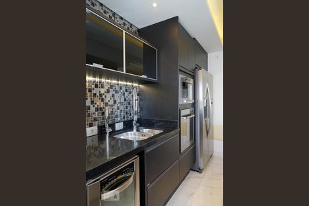 Apartamento para alugar com 90m², 3 quartos e 2 vagas Apartamento para alugar com 90m², 3 quartos e 2 vagasCozinha