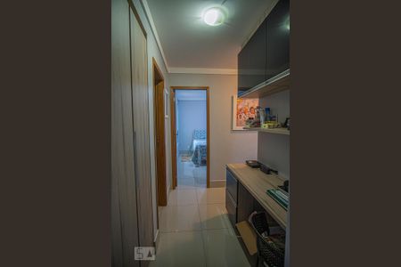 Apartamento à venda com 140m², 4 quartos e 2 vagas Apartamento à venda com 140m², 4 quartos e 2 vagasCorredor