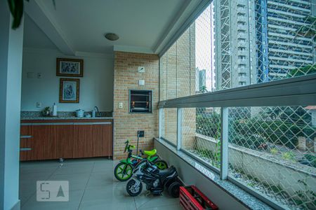Varanda da Sala de apartamento à venda com 4 quartos, 140m² em Setor Bueno, Goiânia