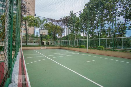 Apartamento à venda com 140m², 4 quartos e 2 vagas Apartamento à venda com 140m², 4 quartos e 2 vagasQuadra Esportiva