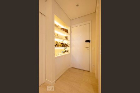 Entrada de apartamento para alugar com 3 quartos, 121m² em Pinheiros, São Paulo
