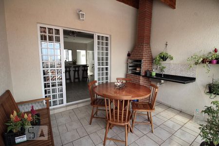 Casa à venda com 105m², 3 quartos e 1 vaga Casa à venda com 105m², 3 quartos e 1 vagaVaranda da Sala 3