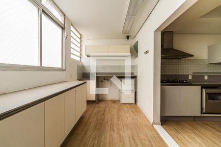 Apartamento para alugar com 500m², 4 quartos e 2 vagas Apartamento para alugar com 500m², 4 quartos e 2 vagasÁrea de Serviço