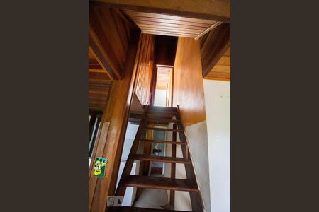 Escada de casa à venda com 2 quartos, 62m² em Vargem Grande, Rio de Janeiro