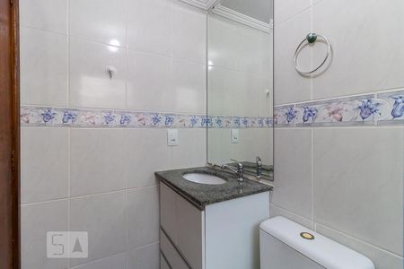 Banheiro da suíte de apartamento para alugar com 3 quartos, 66m² em Vila João Jorge, Campinas