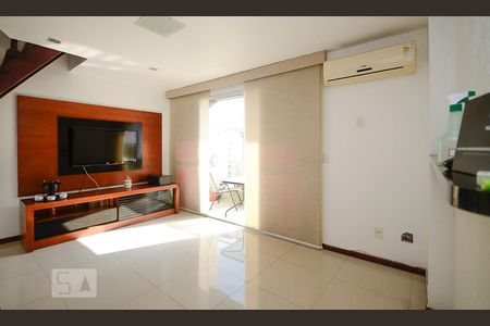 Sala de apartamento à venda com 2 quartos, 190m² em Icaraí, Niterói