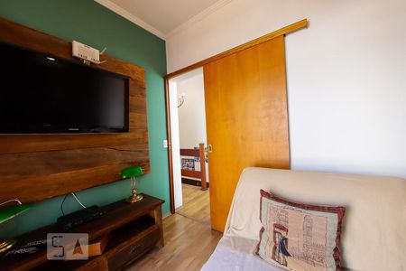 Sala de TV de casa à venda com 4 quartos, 267m² em Vila Barros, Guarulhos