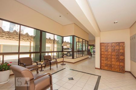 Apartamento para alugar com 174m², 3 quartos e 2 vagasHall de Entrada