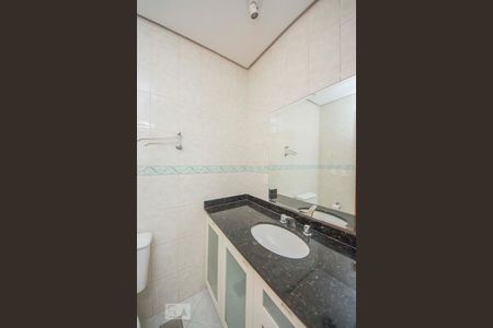 Apartamento para alugar com 174m², 3 quartos e 2 vagasBanheiro 