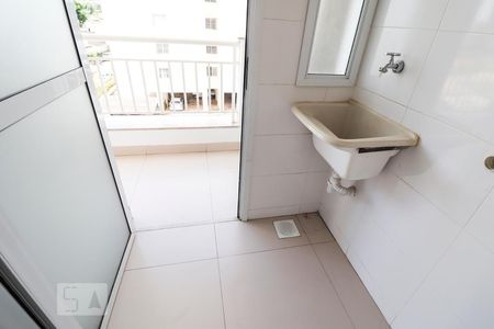 Apartamento para alugar com 56m², 2 quartos e 1 vaga Apartamento para alugar com 56m², 2 quartos e 1 vagaÁrea de Serviço
