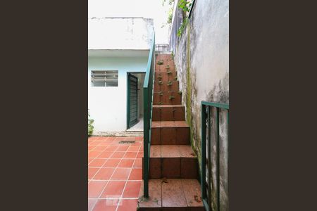 Studio para alugar com 40m², 1 quarto e 1 vaga Studio para alugar com 40m², 1 quarto e 1 vagaEscada