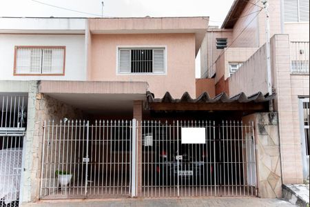 Fachada de casa à venda com 5 quartos, 203m² em Penha de França, São Paulo